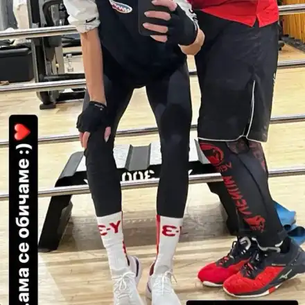 Диляна Попова сваля треньора си