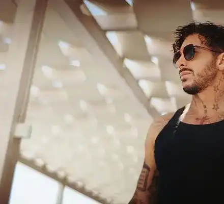 Джизъса ще се издържа от фондация? (Наградата от „Сървайвър” покрила дълговете му за хазарт, ток и вода)