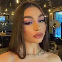 Изхвърлиха Крисия от заведение: Разкарай се оттук, скапанячко, крещял управителят