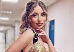 Михаела Маринова си хвана гадже