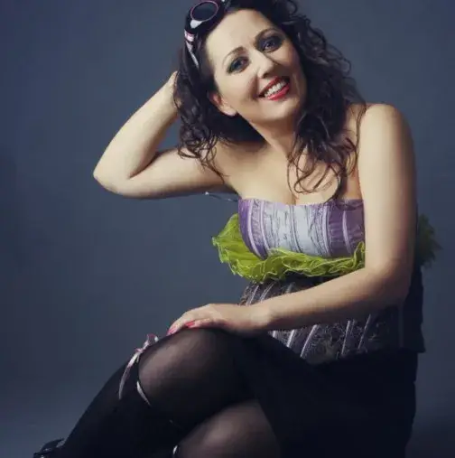 Милица Гладнишка крие гадже 11 години