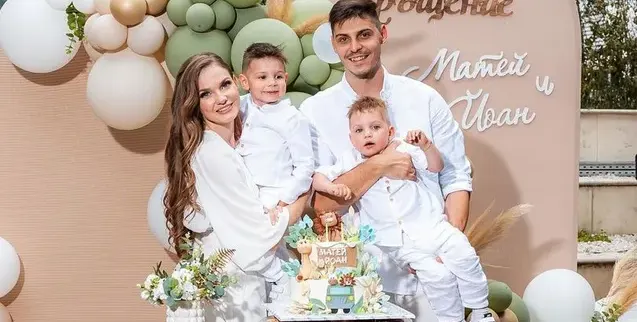 Мис България кръсти волейболни бебета (Снимки)