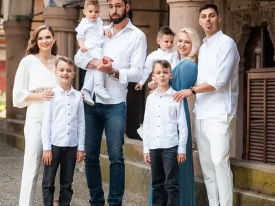 Мис България кръсти волейболни бебета (Снимки)