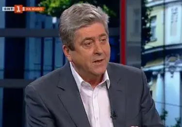 На 66-годишния си рожден ден: Първанов празнува с внуците