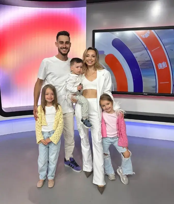 По-влюбени от всякога: Карамански – младши не е разделен с гаджето