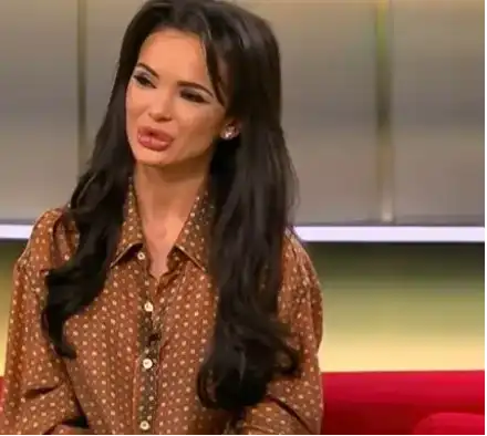 ШОК! Мара Отварачката сложи силикон на 14-годишната си дъщеря (СНИМКА)