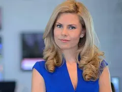 Синът на  Деси Банова  й одра кожата (Снимка)