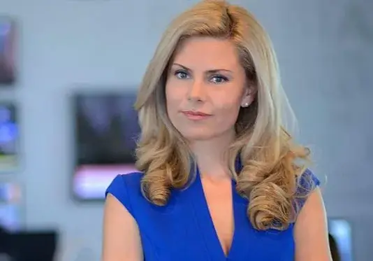 Синът на  Деси Банова  й одра кожата (Снимка)