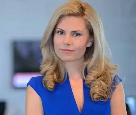 Синът на  Деси Банова  й одра кожата (Снимка)