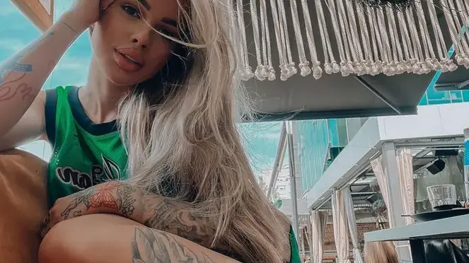 Сузанита си търси компания за Испания