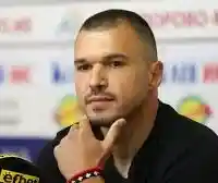 Валери Божинов го закъса