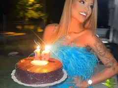 Дива завист: Чалга динозаврите отсвириха най-малката фолк певица
