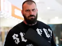 Емо Къртицата прави \"Ергенино\"