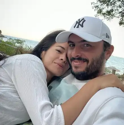 Бившият на Силвия Петкова залюби перуанка