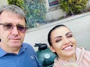 Деси Цонева заряза мъжа си