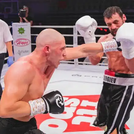 Дванадесет зрелищни битки в програмата на MAX FIGHT 55