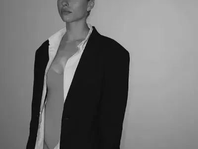 Гаджето на Папи Ханс се докара като палава ученичка