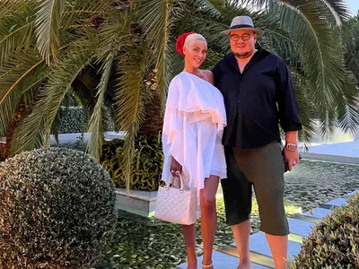 Гущерови празнуват бебе на морето