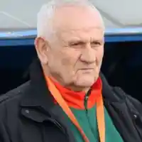 Люпко Петрович, който  е в кома след катастрофа  и 2 инсулта, крие тайна  дъщеря в Ловеч