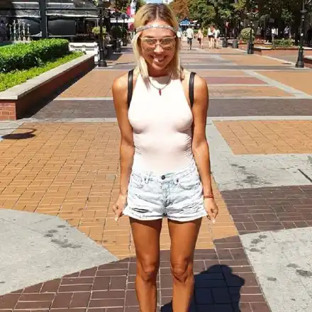 Маги Джанаварова все едно не е раждала