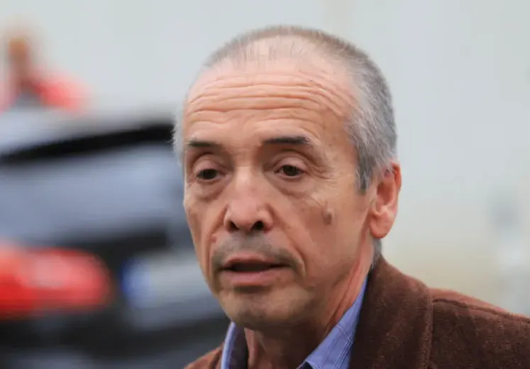 Майката на Мангъров гасне на 101! Доцентът излезе в отпуск, за да е до нея