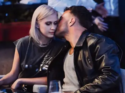 Мария Бакалова се забули