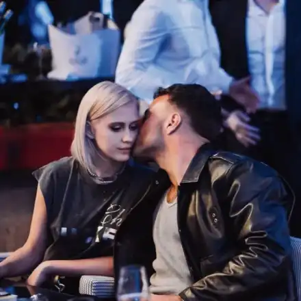 Мария Бакалова се забули