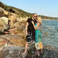 Мария и Нойзи сами на края на света