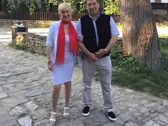 Сашка Васева празнува сатенена сватба