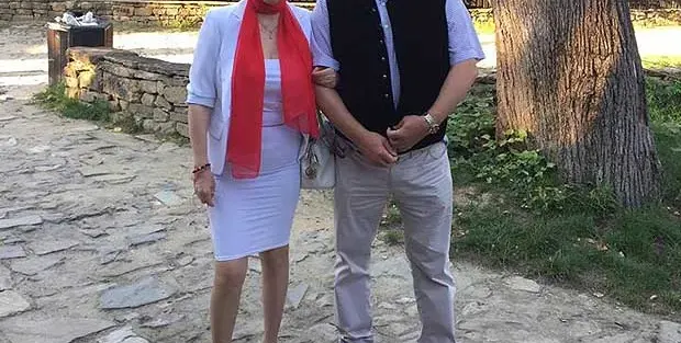 Сашка Васева празнува сатенена сватба