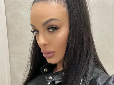 Симона вече не крие гаджето си