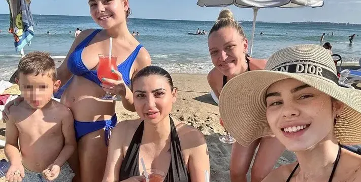 Софка тъпче снахата за златно внуче (Снимки)