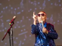 72 г. на Васко Кеца всичко му е наред! (Певецът не се тормози с диети, ляга си късно и обича диаманти)