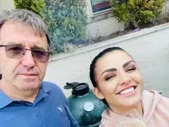 Деси Цонева заряза мъжа си