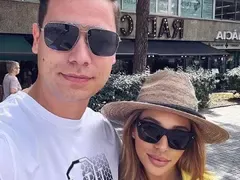 Мика заведе гаджето в Майорка