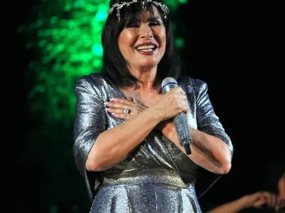 Заключена врата и паникатаки побъркаха Кичка Бодурова минути преди концерта й във Варна