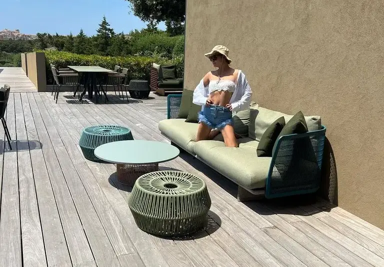 Деси Цонева показа, че обича да купонясва, да пее, пие и танцува