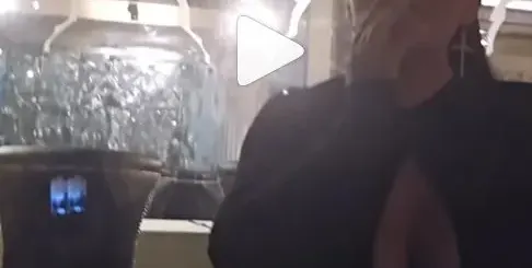 Динко изложи дебелата Деси Слава