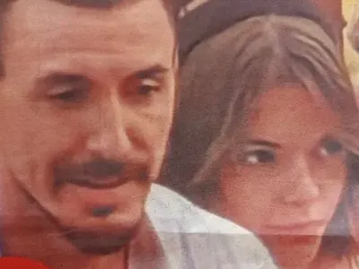 Ергенът се събра с бившата си (ПАПАРАШКИ СНИМКИ)