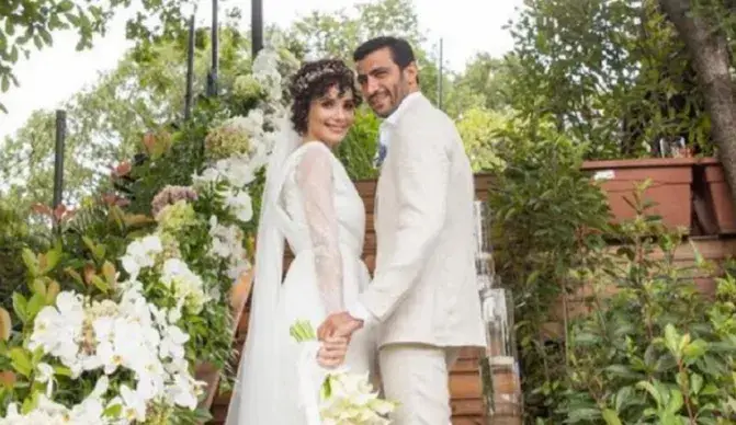 Инджи от „Перла“  очаква първото си дете на 44 години