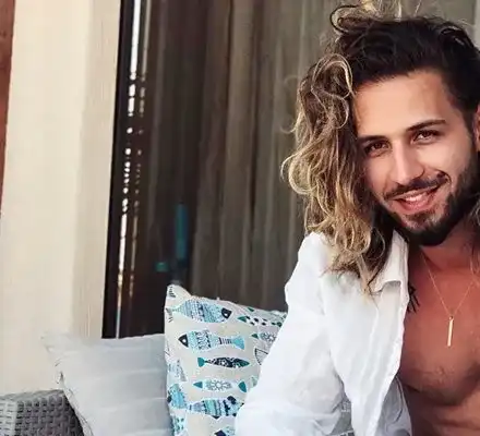 Искат 99 бона за колата на Папи Ханс