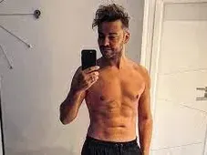 Край Варна: Стефан Илчев спасява видри