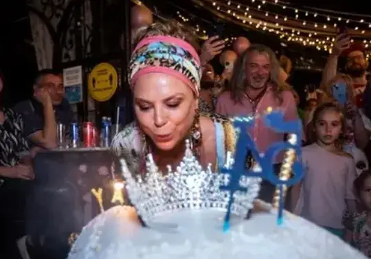 Кремена Халваджиян  май ще е новата  панелистка в „На кафе”