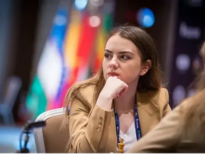 Любовта и парите могат да отведат Нургюл в Азербайджан (Салимова в тайна връзка с азерски колега)