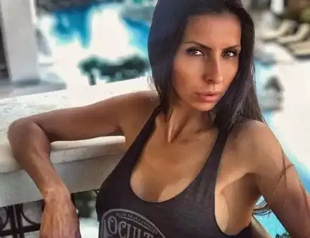 МАШИНА! Диана Габровска засне 10-ия си филм за възрастни