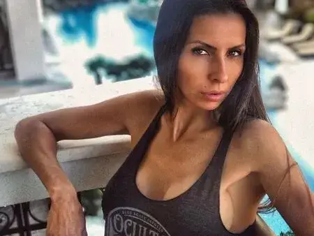 МАШИНА! Диана Габровска засне 10-ия си филм за възрастни