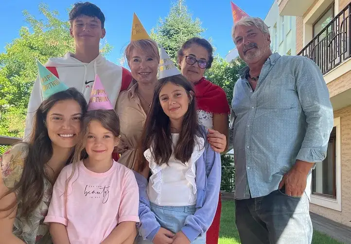 Мира Добрева се събра  с Жоро Торнев