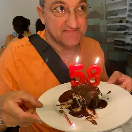 На 58 години Зуека е в очакване на трето дете?