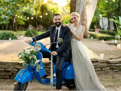 Поли Гергушева вдигна 2 сватби