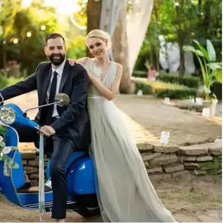 Поли Гергушева вдигна 2 сватби